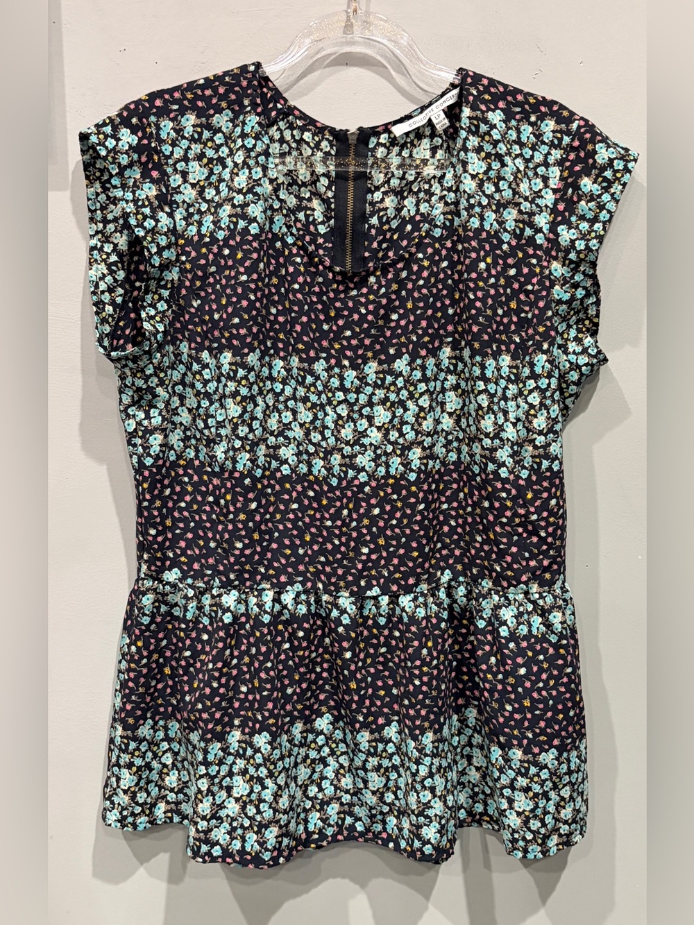 COLLECTIVE CONCEPTS FLORAL CAP SLEEVE PEPLUM BLOUSE